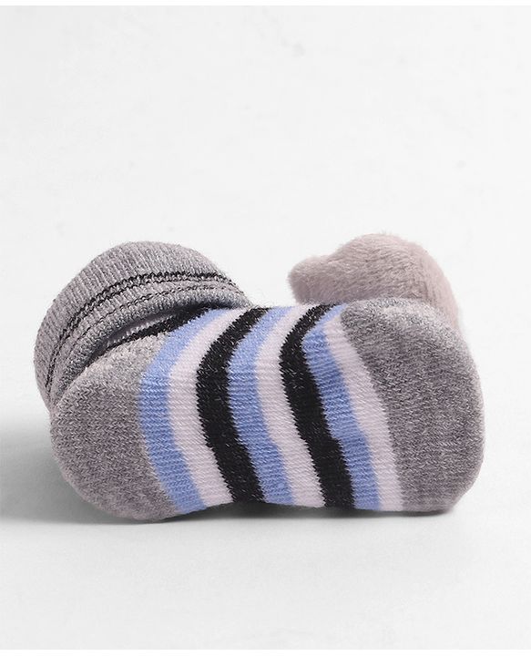 Cute Walk by Babyhug Socks  with Cat Applique - Grey