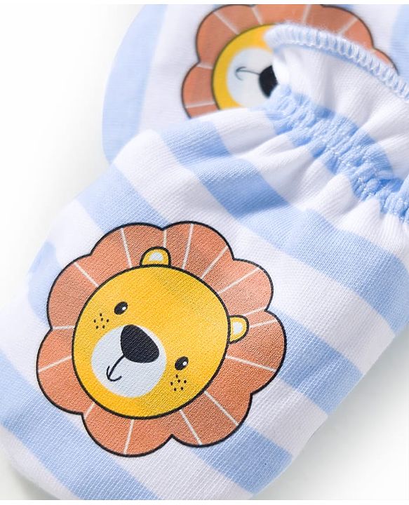 Babyhug 100% Cotton Interlock Knit Mittens & Booties Set With Animal Print - Blue