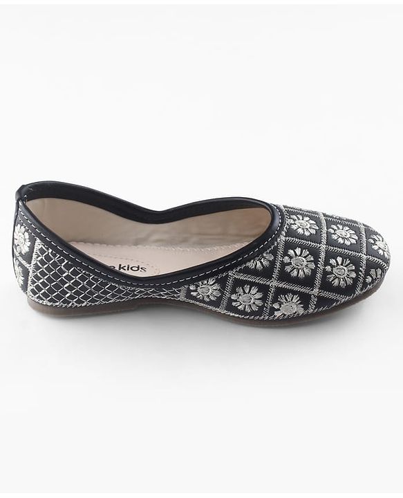Pine Kids Slip On Mojaris  with Embroidery - Black & Gold