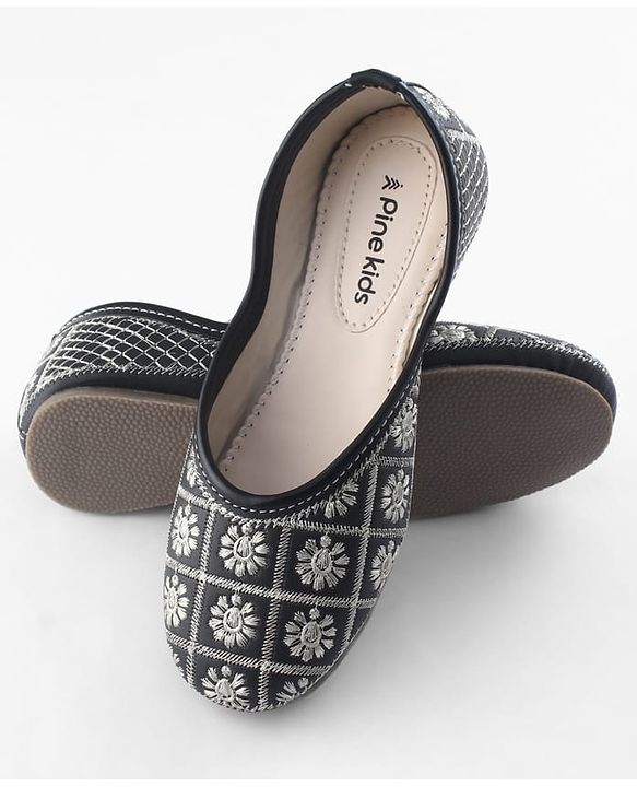 Pine Kids Slip On Mojaris  with Embroidery - Black & Gold