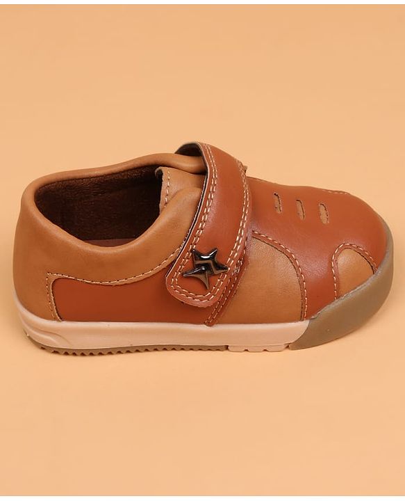 Cute Walk by Babyhug Velcro Closure Solid Oxford Shoes - Tan