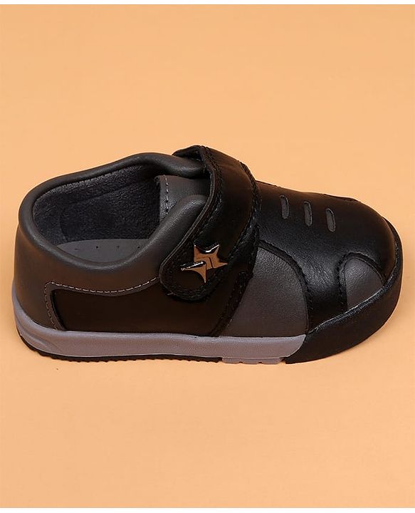 Cute Walk by Babyhug Velcro Closure Solid Oxford Shoes - Tan