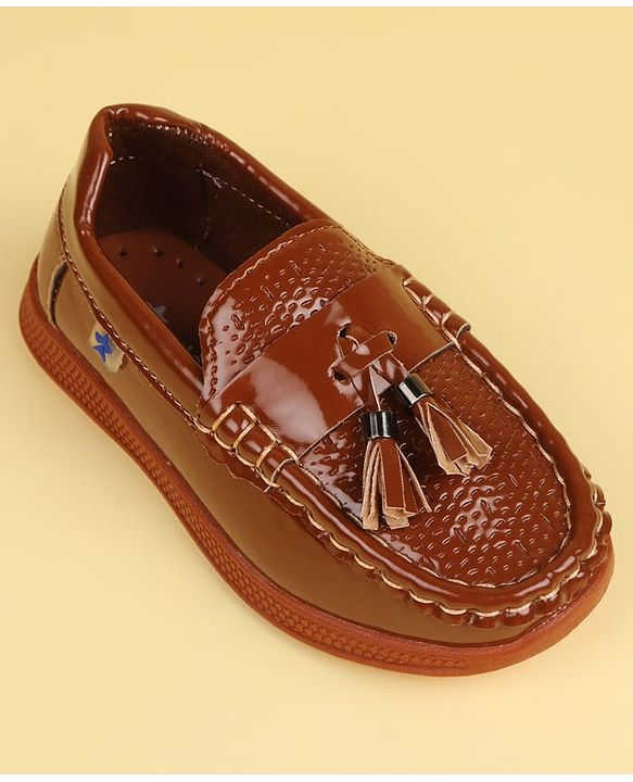Cute Walk by Babyhug Slip On Oxford Shoes With Applique - Black