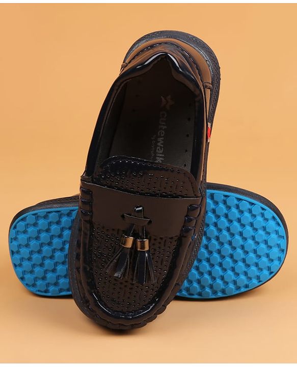 Cute Walk by Babyhug Slip On Oxford Shoes With Applique - Black