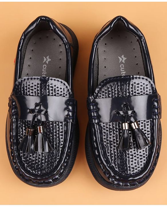 Cute Walk by Babyhug Slip On Oxford Shoes With Applique - Black