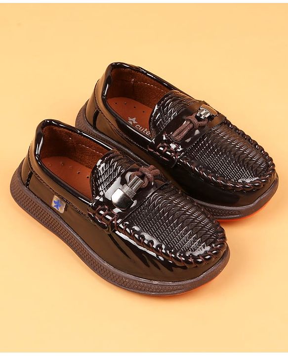 Cute Walk by Babyhug Slip On Solid Oxford Shoes - Brown