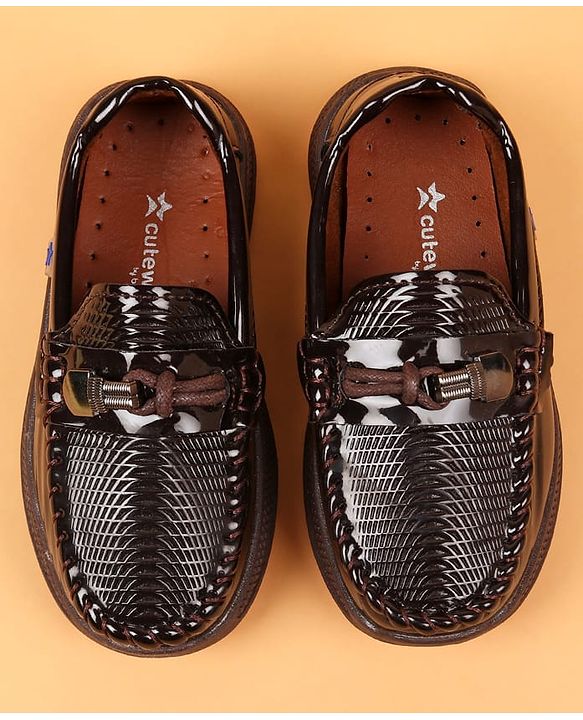 Cute Walk by Babyhug Slip On Solid Oxford Shoes - Brown