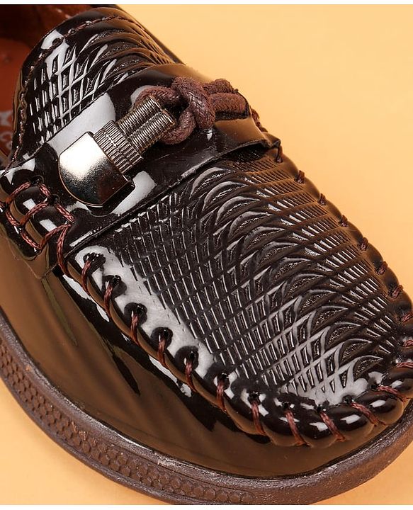 Cute Walk by Babyhug Slip On Solid Oxford Shoes - Brown