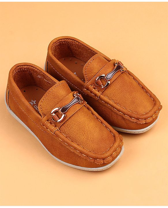 Cute Walk by Babyhug Slip On Solid Loafers - Brown