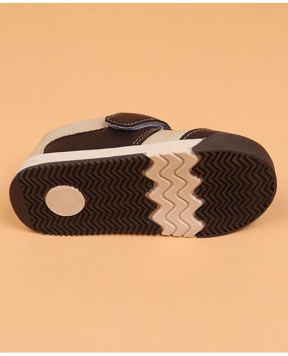 Cute Walk by Babyhug Velcro Closure Solid Oxfords - Beige