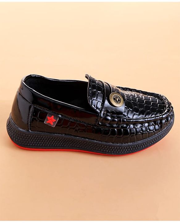 Cute Walk by Babyhug Loafer With Textured Design & Button Applique - Black