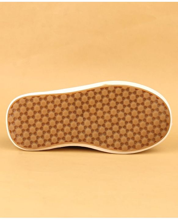 Cute Walk by Babyhug Solid Color Loafers with 3D Applique - Brown