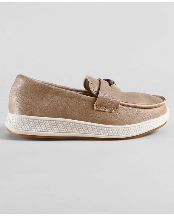 Cute Walk by Babyhug Solid Color Loafers with 3D Applique - Brown