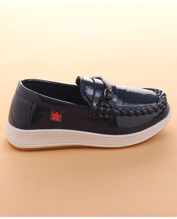 Cute Walk by Babyhug Solid Color Loafers with 3D Applique - Brown