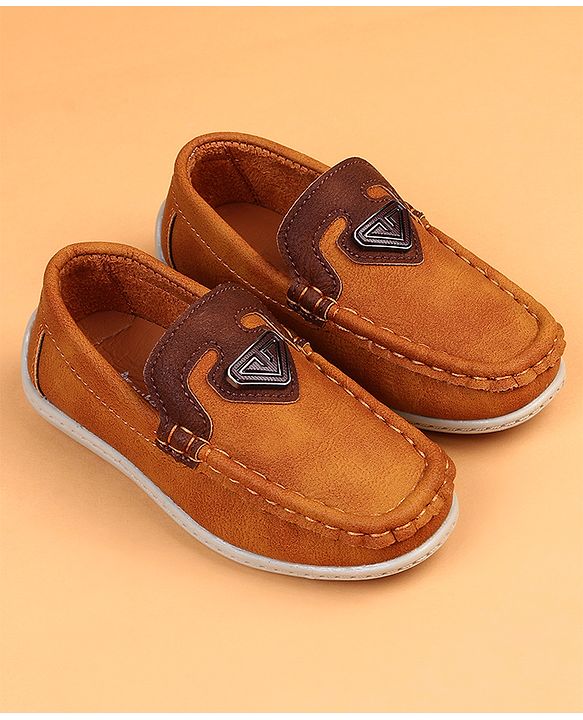 Cute Walk by Babyhug Slip On Solid Loafers - Brown