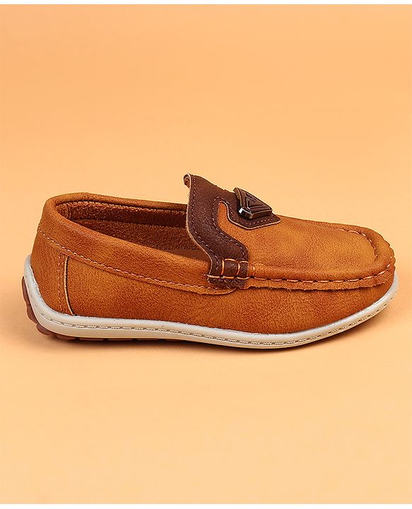 Cute Walk by Babyhug Slip On Solid Loafers - Brown