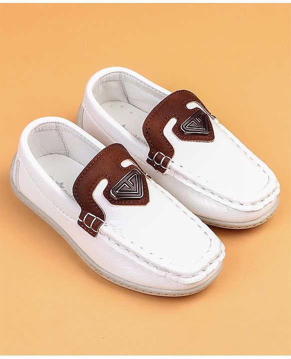 Cute Walk by Babyhug Slip On Solid Loafers - Brown