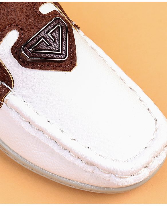 Cute Walk by Babyhug Slip On Solid Loafers - Brown
