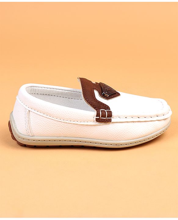 Cute Walk by Babyhug Slip On Solid Loafers - Brown