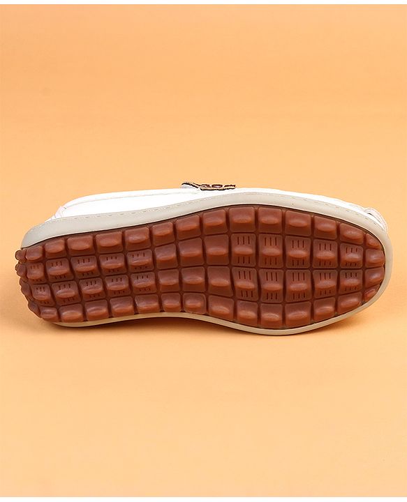 Cute Walk by Babyhug Slip On Solid Loafers - Brown