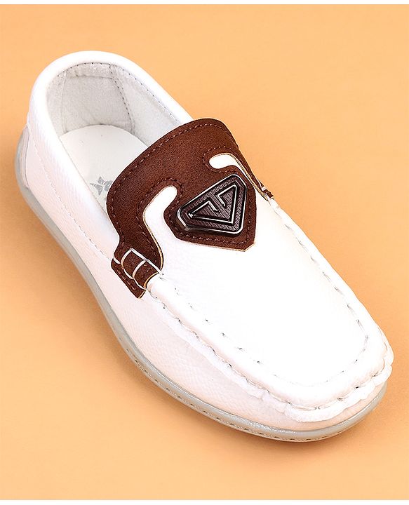 Cute Walk by Babyhug Slip On Solid Loafers - Brown