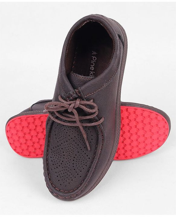 Pine Kids Formal Shoes With Lace Textured Design - Brown