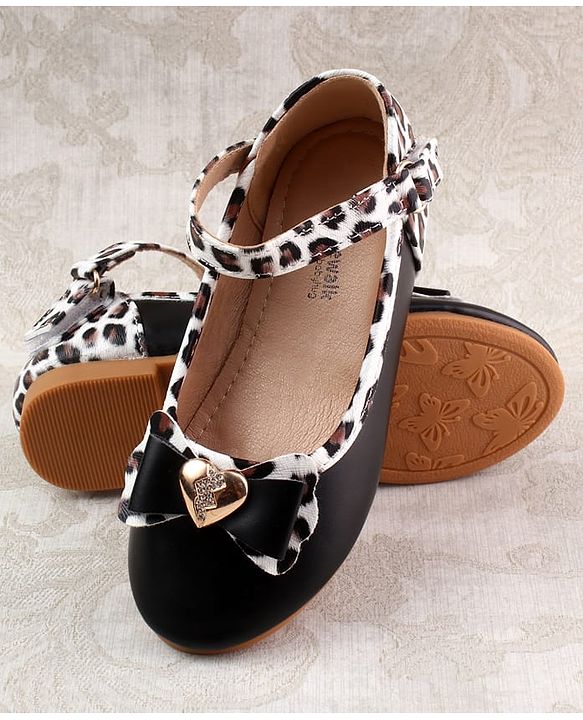 Cute Walk by Babyhug Ballerina with Velcro Closure & Bow Applique - Black
