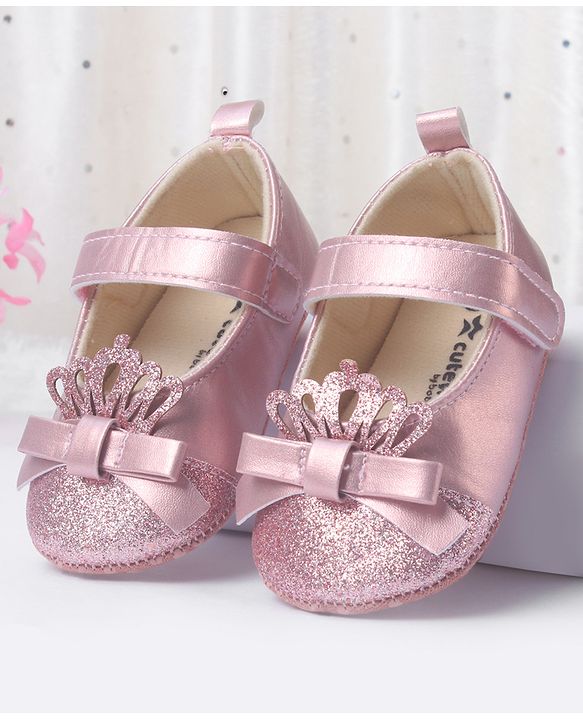 Cute Walk by Babyhug Velcro Closure Booties with Shimmer Floral Applique - Pink