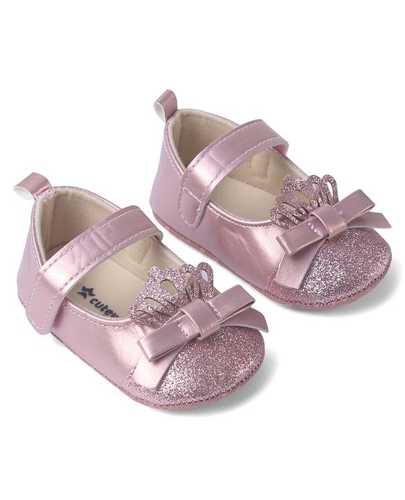 Cute Walk by Babyhug Velcro Closure Booties with Shimmer Floral Applique - Pink