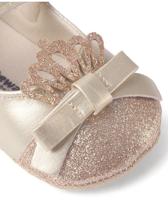 Cute Walk by Babyhug Velcro Closure Booties with Shimmer Floral Applique - Pink