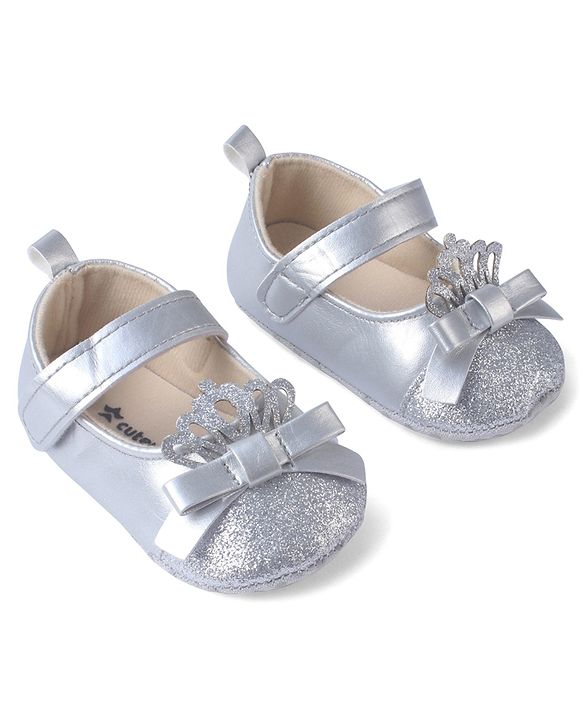 Cute Walk by Babyhug Velcro Closure Booties with Shimmer Floral Applique - Pink