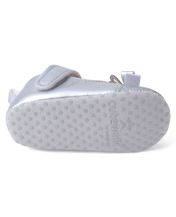 Cute Walk by Babyhug Velcro Closure Booties with Shimmer Floral Applique - Pink