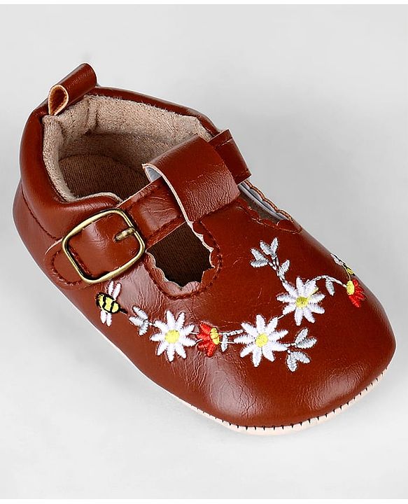 Cute Walk by Babyhug Velcro Closure Booties with Embroidery - Pink