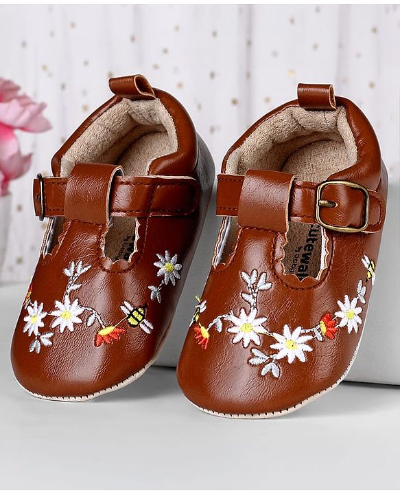 Cute Walk by Babyhug Velcro Closure Booties with Embroidery - Pink