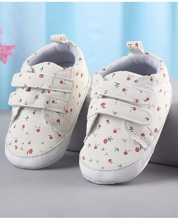 Cute Walk by Babyhug Booties With Velcro Closure & Cherry Print - Pink