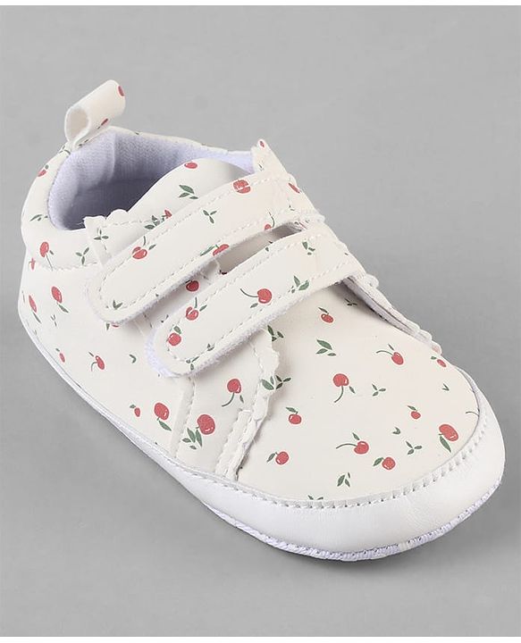 Cute Walk by Babyhug Booties With Velcro Closure & Cherry Print - Pink
