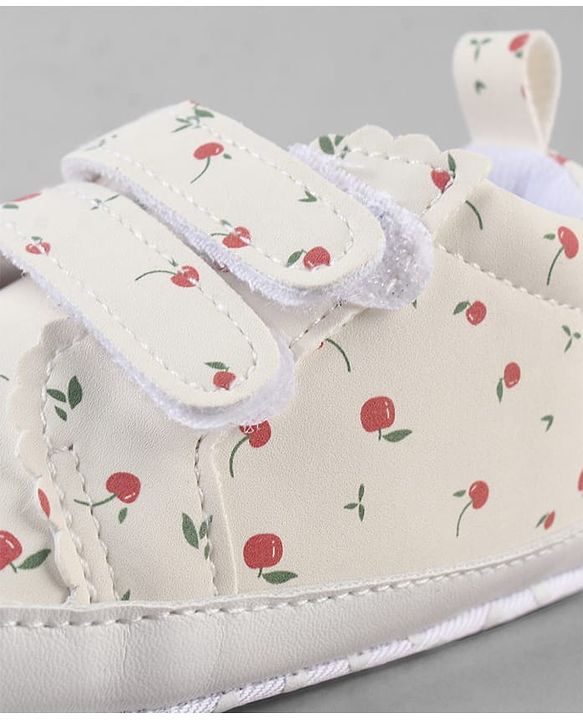 Cute Walk by Babyhug Booties With Velcro Closure & Cherry Print - Pink
