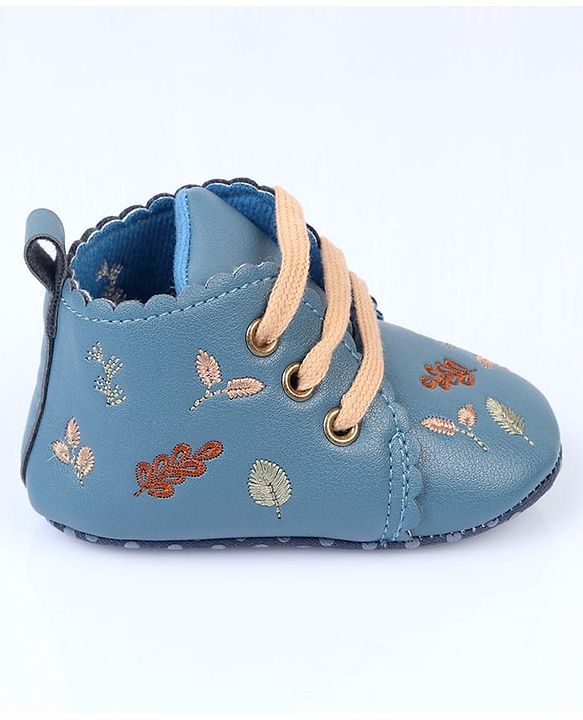 Cute Walk by Babyhug Slip On Booties With Leaf Embroidery - Blue