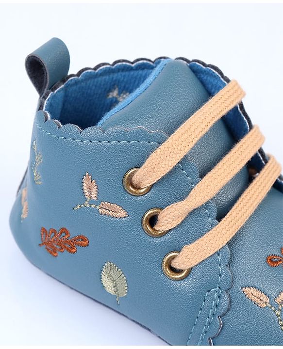 Cute Walk by Babyhug Slip On Booties With Leaf Embroidery - Blue