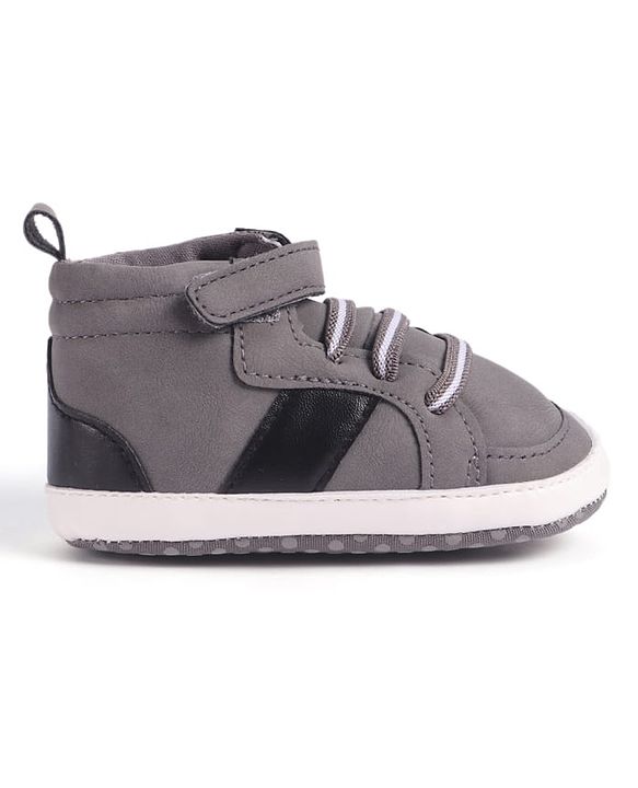 Cute Walk by Babyhug Velcro Closure Booties - Grey