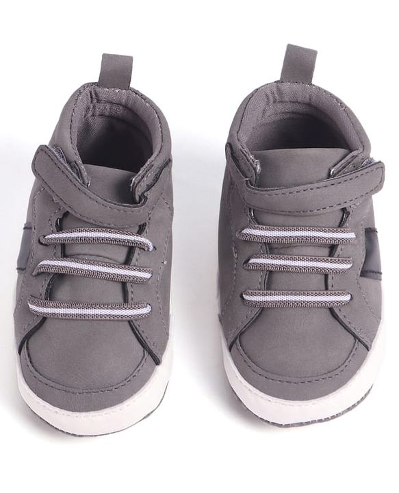 Cute Walk by Babyhug Velcro Closure Booties - Grey