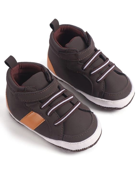 Cute Walk by Babyhug Velcro Closure Booties - Khaki