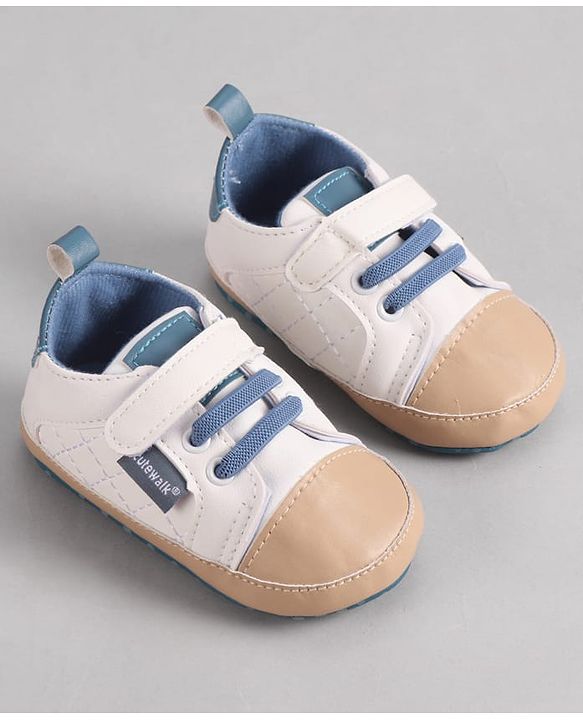 Cute Walk by Babyhug Velcro Closure Booties - Blue