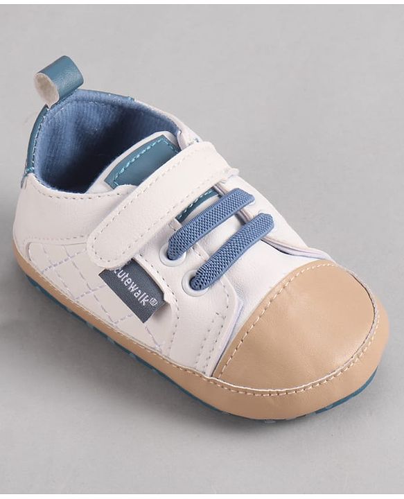 Cute Walk by Babyhug Velcro Closure Booties - Blue