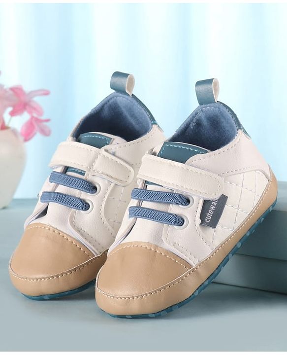 Cute Walk by Babyhug Velcro Closure Booties - Blue