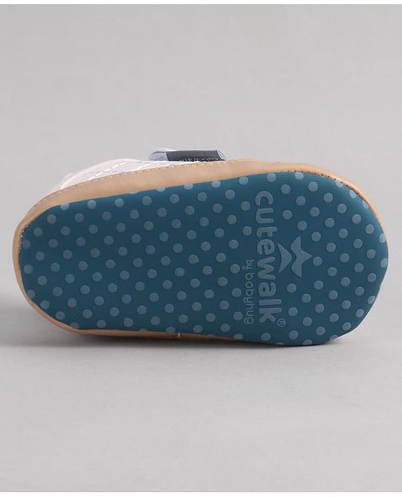 Cute Walk by Babyhug Velcro Closure Booties - Blue
