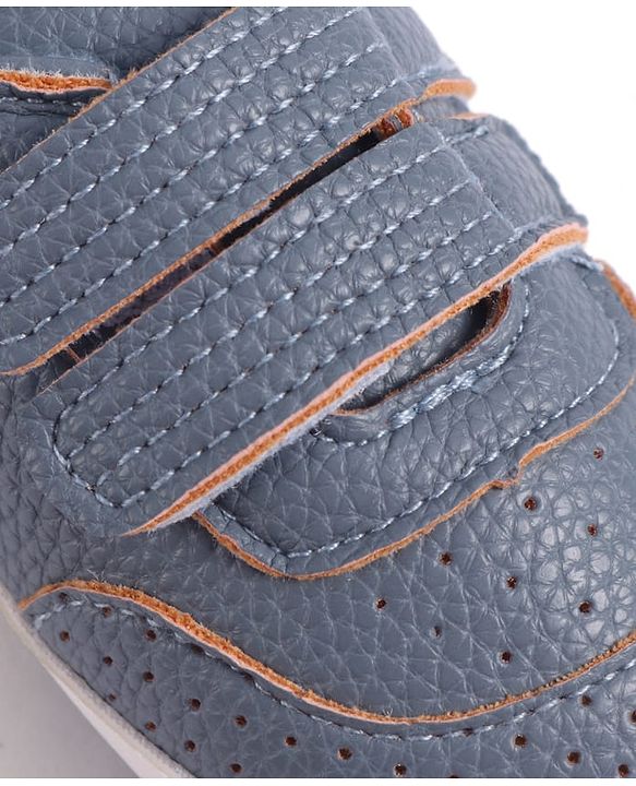Cute Walk by Babyhug Velcro Closure Booties - Blue