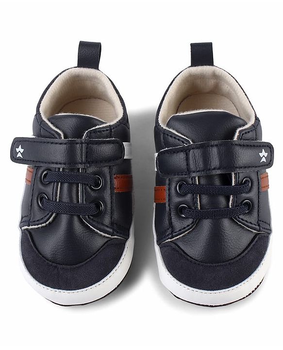 Cute Walk by Babyhug Solid Booties With Velcro Closure - White