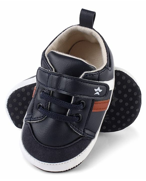 Cute Walk by Babyhug Solid Booties With Velcro Closure - White