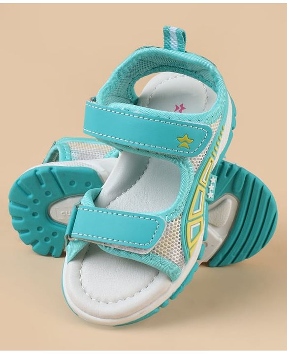 Cute Walk by Babyhug Sandals with Velcro Closure & Star Design - Pink